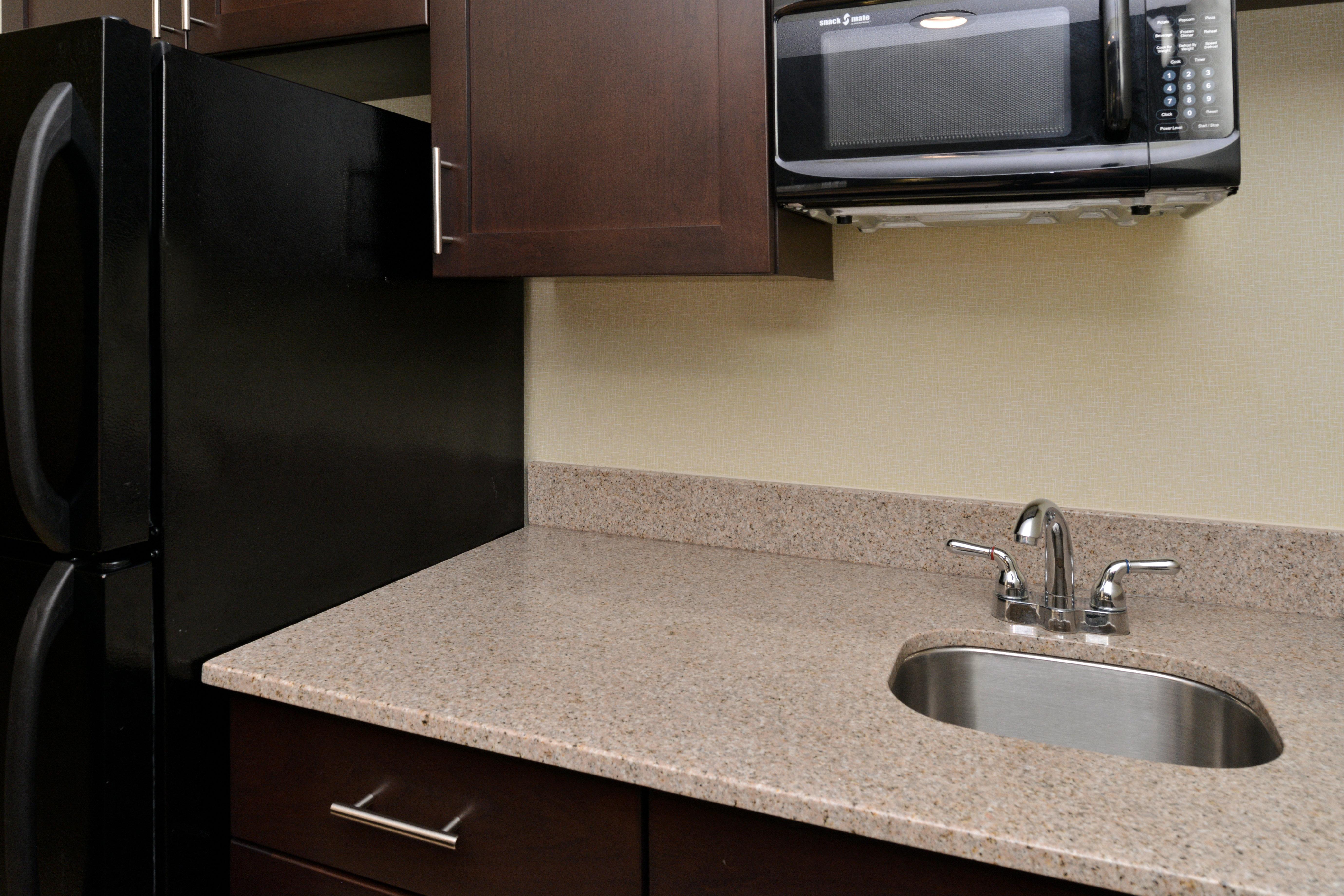 Holiday Inn Express Hotel & Suites Indianapolis W - Airport Area By Ihg Exterior photo