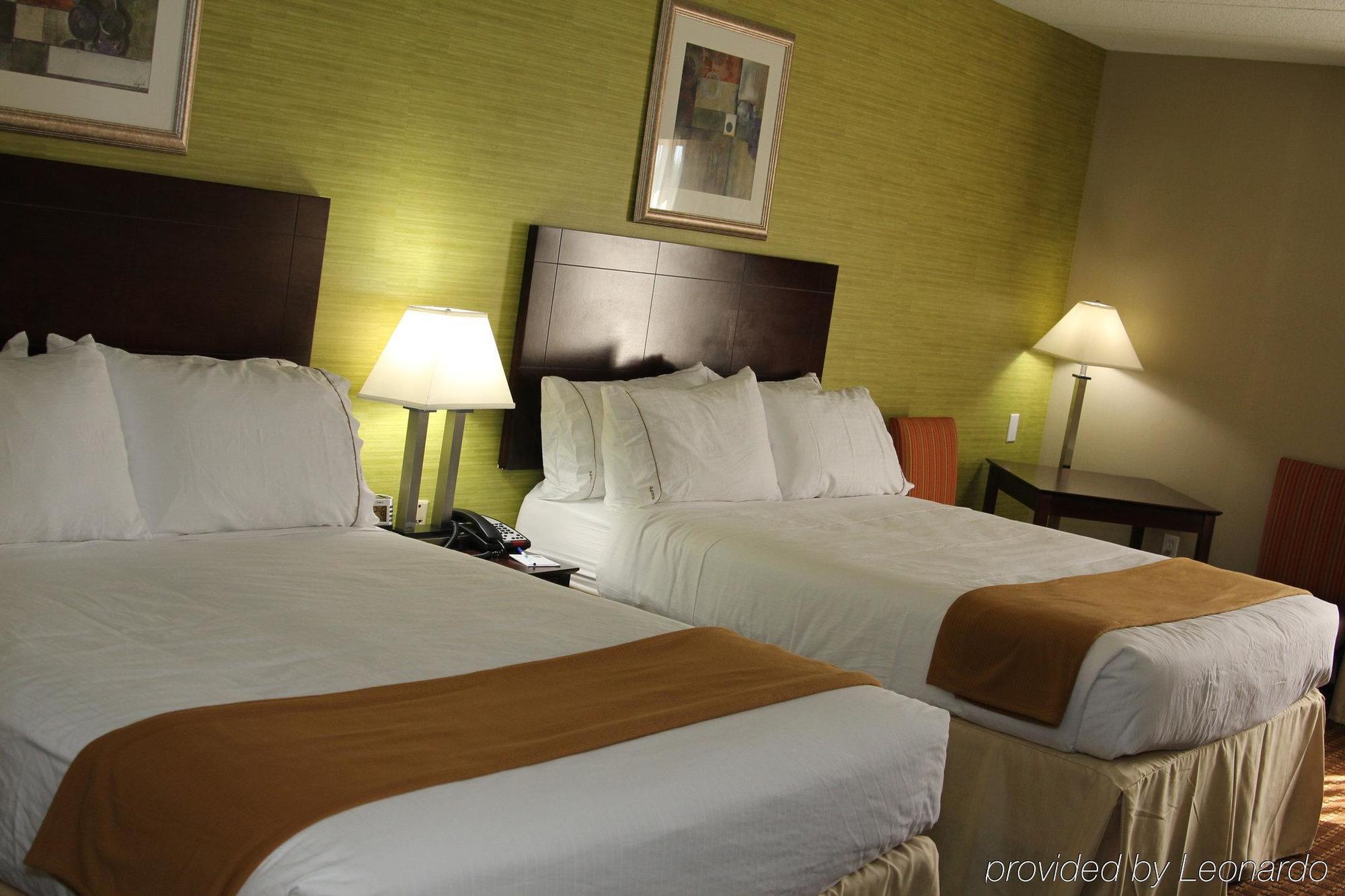 Holiday Inn Express Hotel & Suites Indianapolis W - Airport Area By Ihg Exterior photo