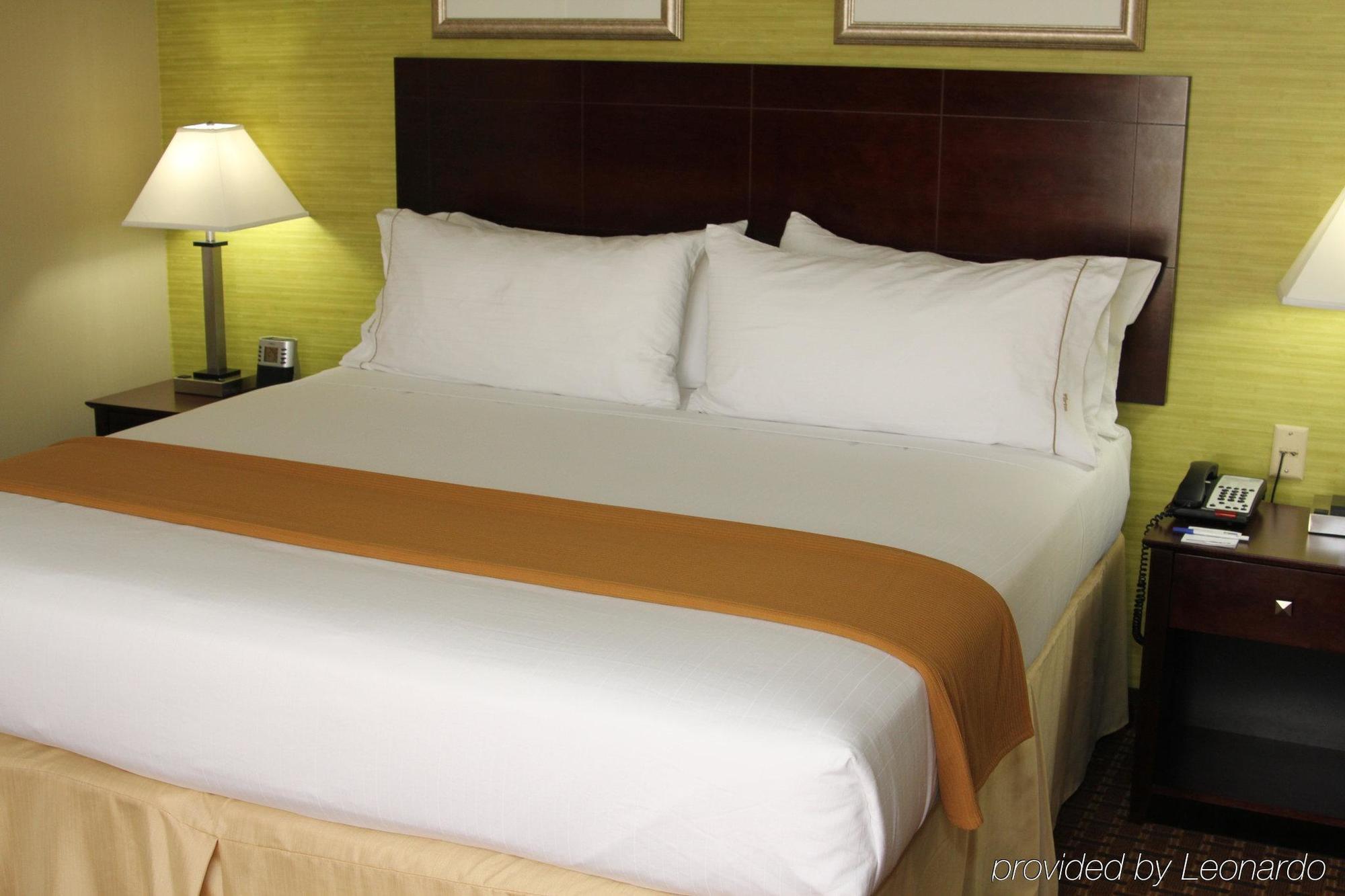 Holiday Inn Express Hotel & Suites Indianapolis W - Airport Area By Ihg Exterior photo