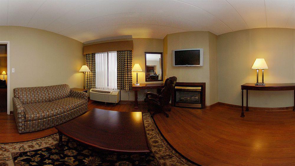 Holiday Inn Express Hotel & Suites Indianapolis W - Airport Area By Ihg Exterior photo